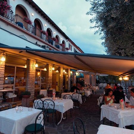 Hotel Fraderiana Torri Del Benaco Ngoại thất bức ảnh