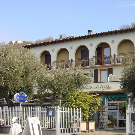 Hotel Fraderiana Torri Del Benaco Ngoại thất bức ảnh