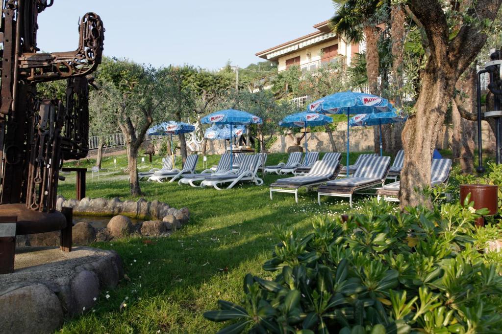 Hotel Fraderiana Torri Del Benaco Phòng bức ảnh