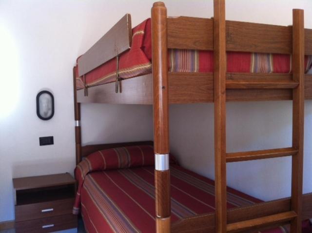 Hotel Fraderiana Torri Del Benaco Phòng bức ảnh